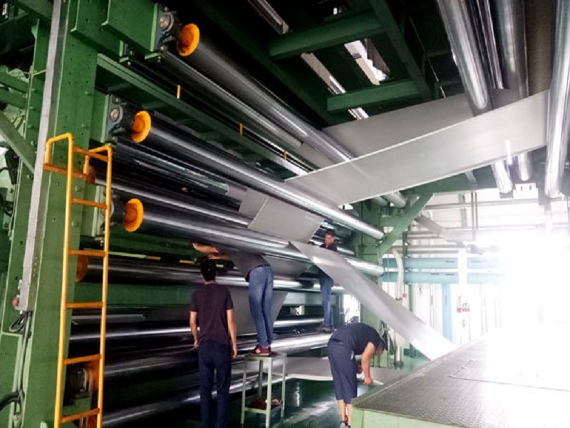 news-LINYANG-Super wide 72m calendering and laminating unit produces larger and wider PVC tarpaulin-