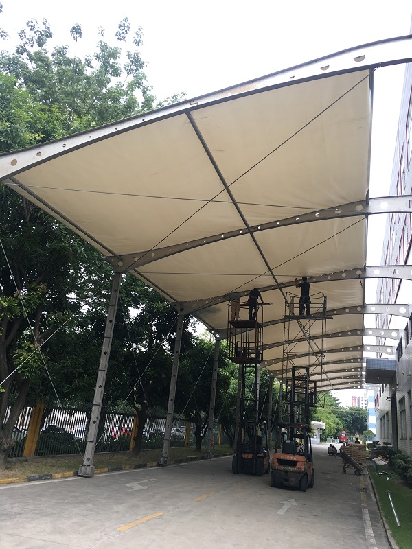 news-LINYANG-Linyang set up his tent with a self-made 61m wide PVC Tarpaulin-img-1