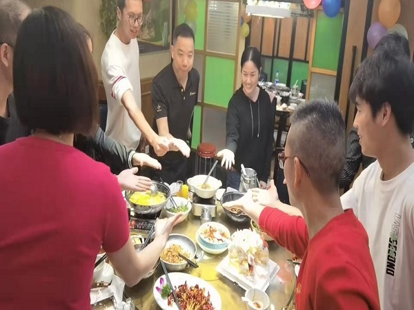 news-LINYANG-Linyang company held the third quarter employee birthday party-img-1